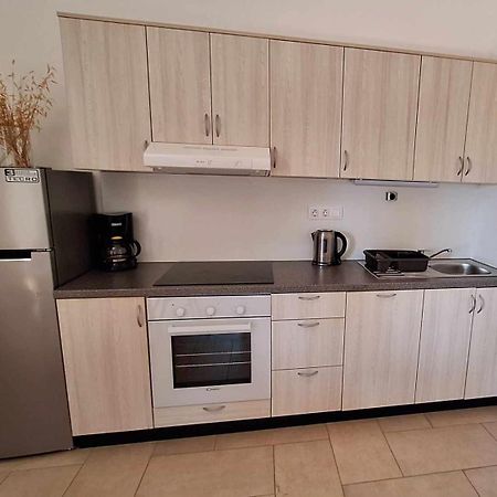 Aestas Appartement Pula Buitenkant foto